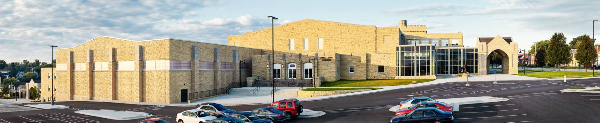 Dubuque Senior High - Apex Dubuque Senior High School